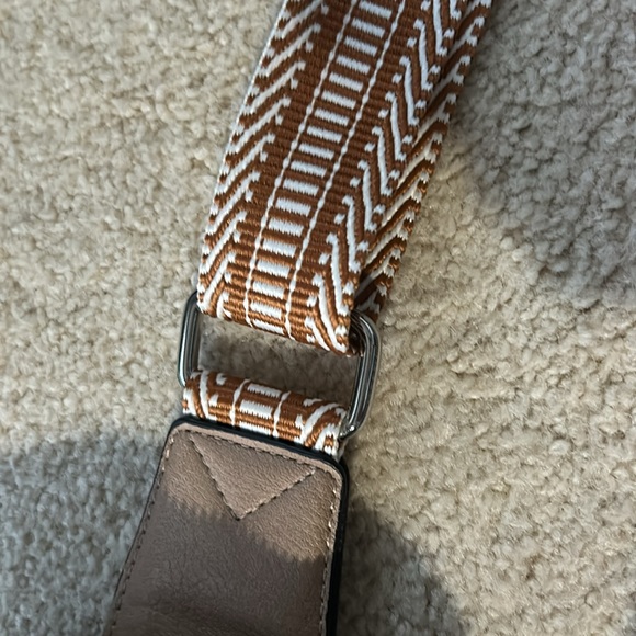 Telena Small Sling Bag for Women Vegan Leather - Picture 8 of 8